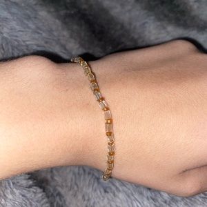 Clear and copper beaded bracelet